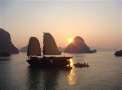 越南河內(nèi)、下龍灣四天精華團(tuán)