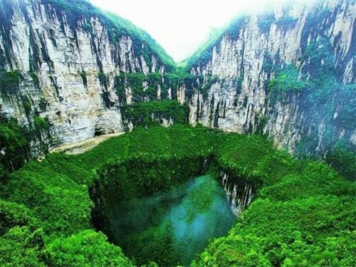 天坑三硚景區(qū)2