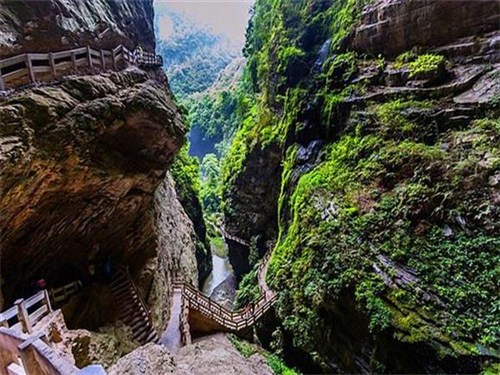 龍水峽地縫