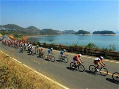 郴州·親子趣玩記 親子DIY·口碑旅行·門票·景交一價(jià)全含·純玩無購物 霧漫東江湖|探索九龍水寨|仰天湖大草原|裕后街 高鐵3天